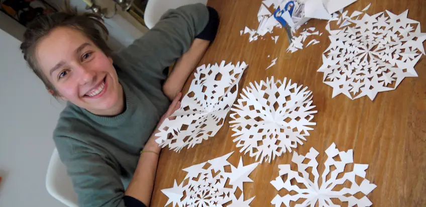 Warum Papier-Schneeflocken basteln gut für Mathe ist
