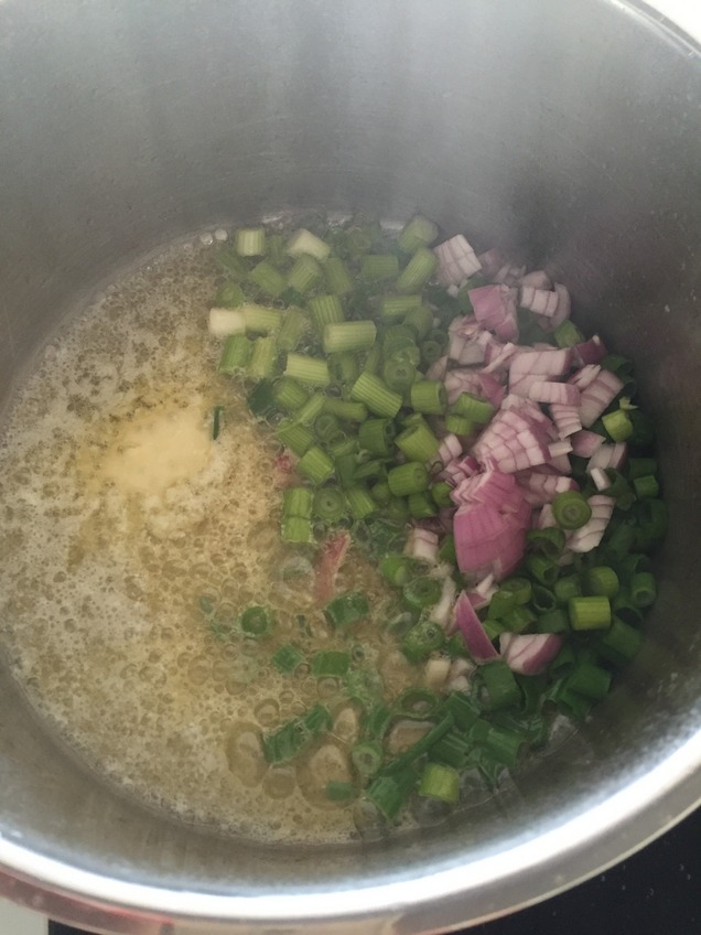 Risotto 4 Butter mit Zwiebeln