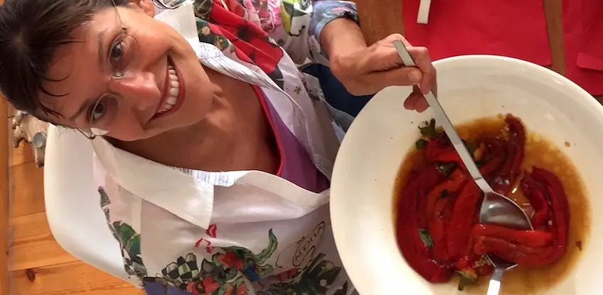 Ardei – Der sommerliche Paprika-Salat mit rumänischem Migrationshintergrund