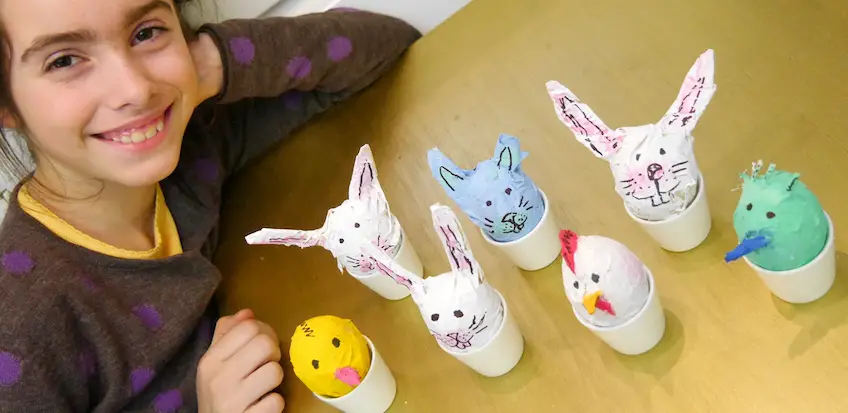 Eier-Kunst zu Ostern – mit Kindern verrückte Eier gestalten