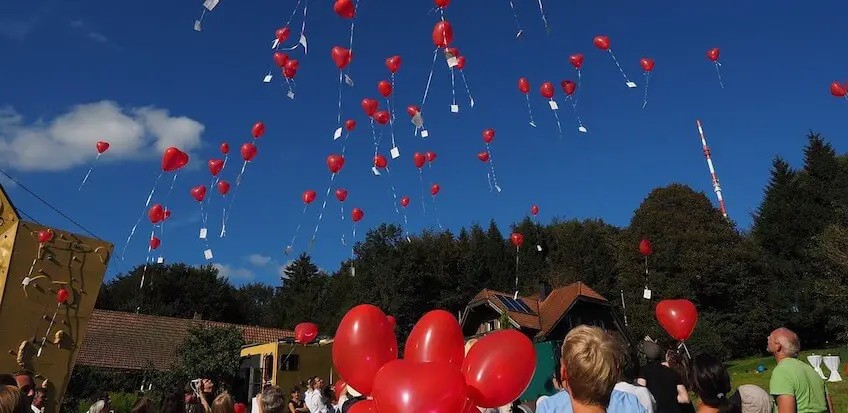99 Luftballons! Am Himmel – sind 99 zu viel