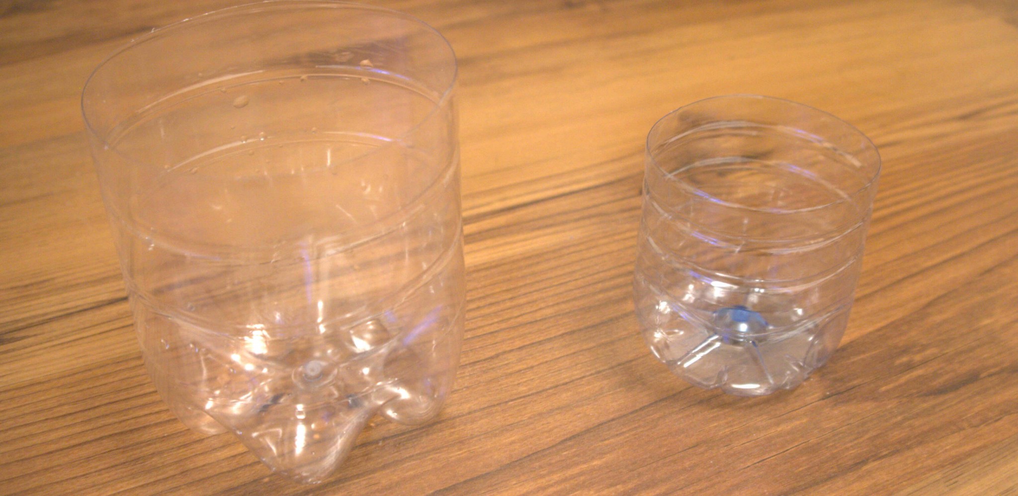 Zahnputzbecher aus einem Flaschenboden selber basteln