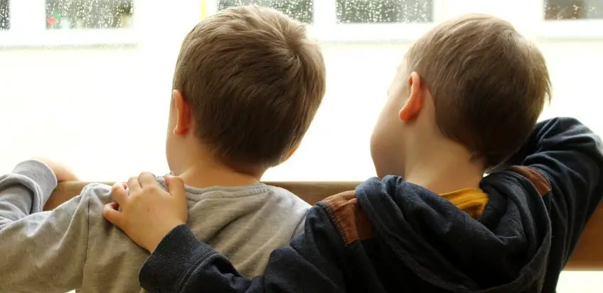 Wie erkläre ich Kindern Corona? – 5 häufig gestellte Fragen und ihre Antworten