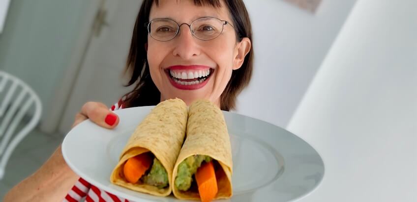 Lecker, gesund, schnell – und vegan: Avocado-Wraps mit Karotte